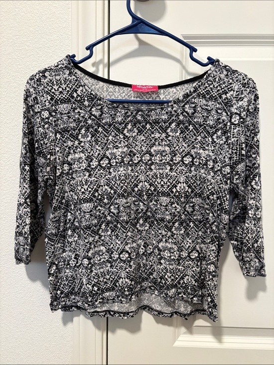 Shasa Tops - Shasa Black and White Printed Mid Sleeve Tee